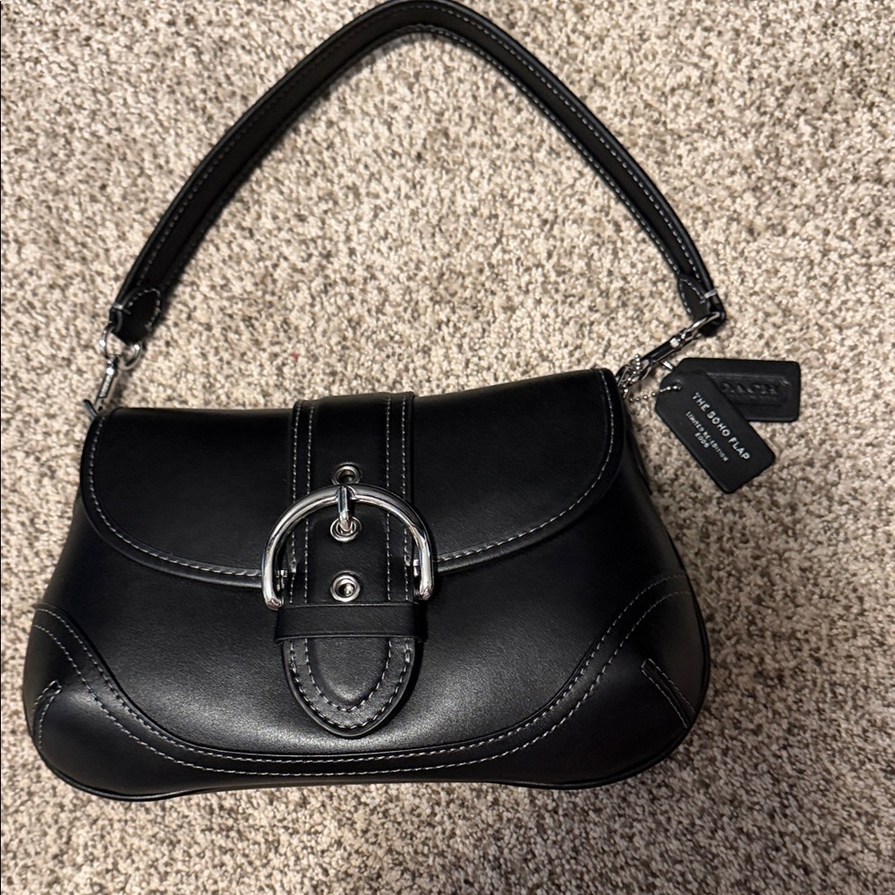 Black Leather Coach re edition Soho Shoulder Bag